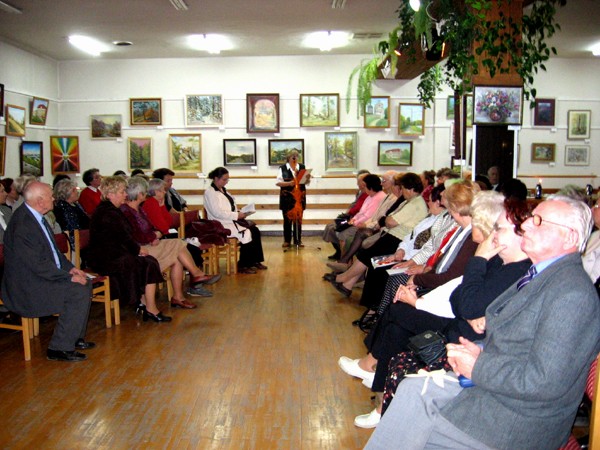 zas�uchana publiczno��